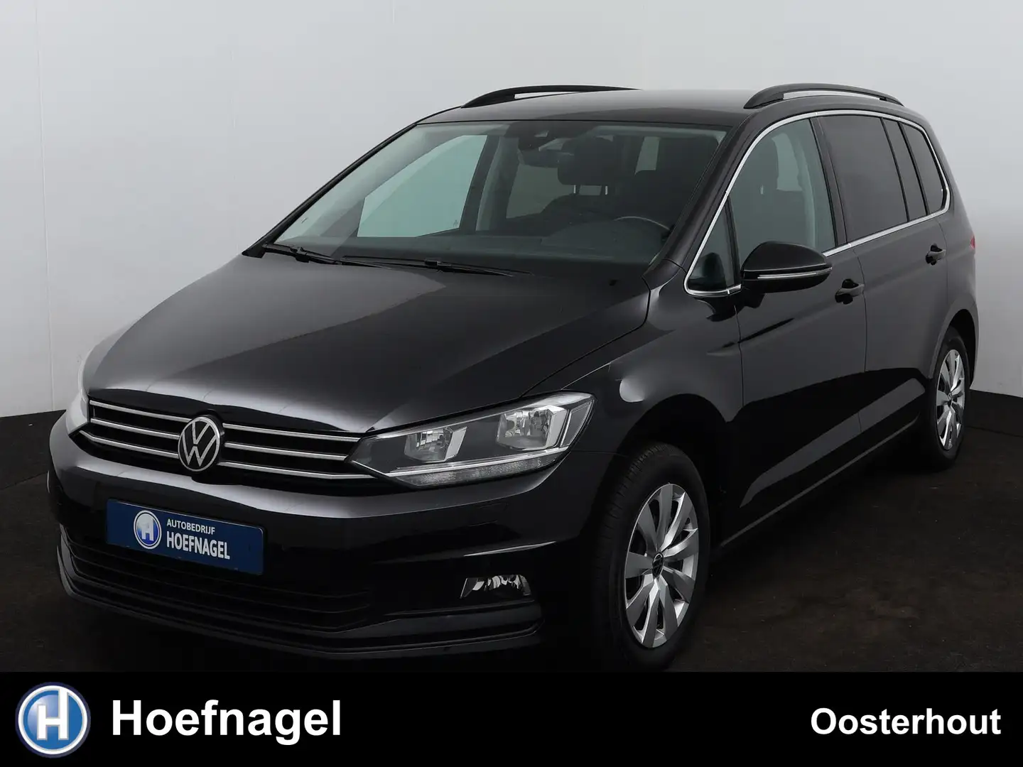Volkswagen Touran 1.5 TSI Comfortline 7p | Automaat | Carplay | Adap Zwart - 1