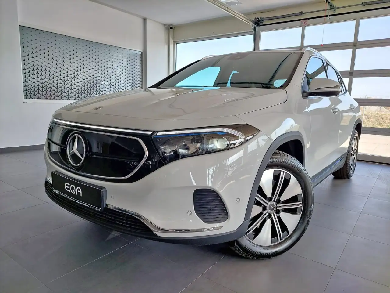 Mercedes-Benz EQA 250