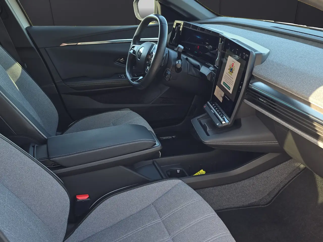 Renault Megane EV60 220 Techno (60 kWh), миниатюра 14