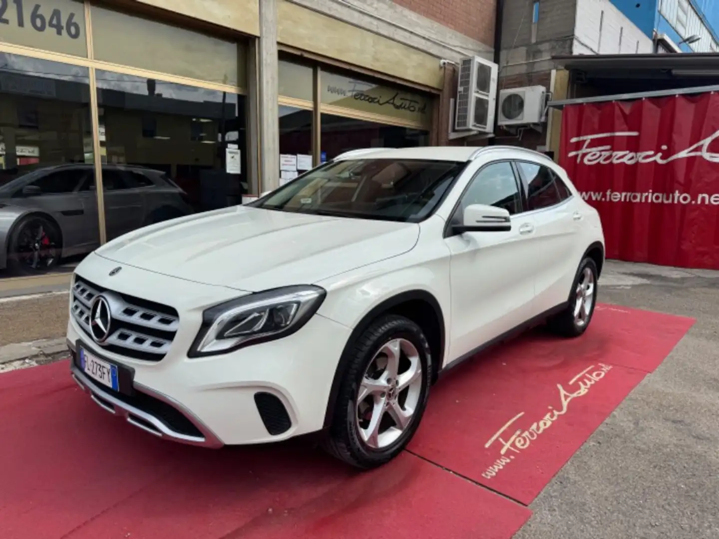 Mercedes-Benz GLA 180 d Enduro Activity NEOPATENTATI Alb - 1