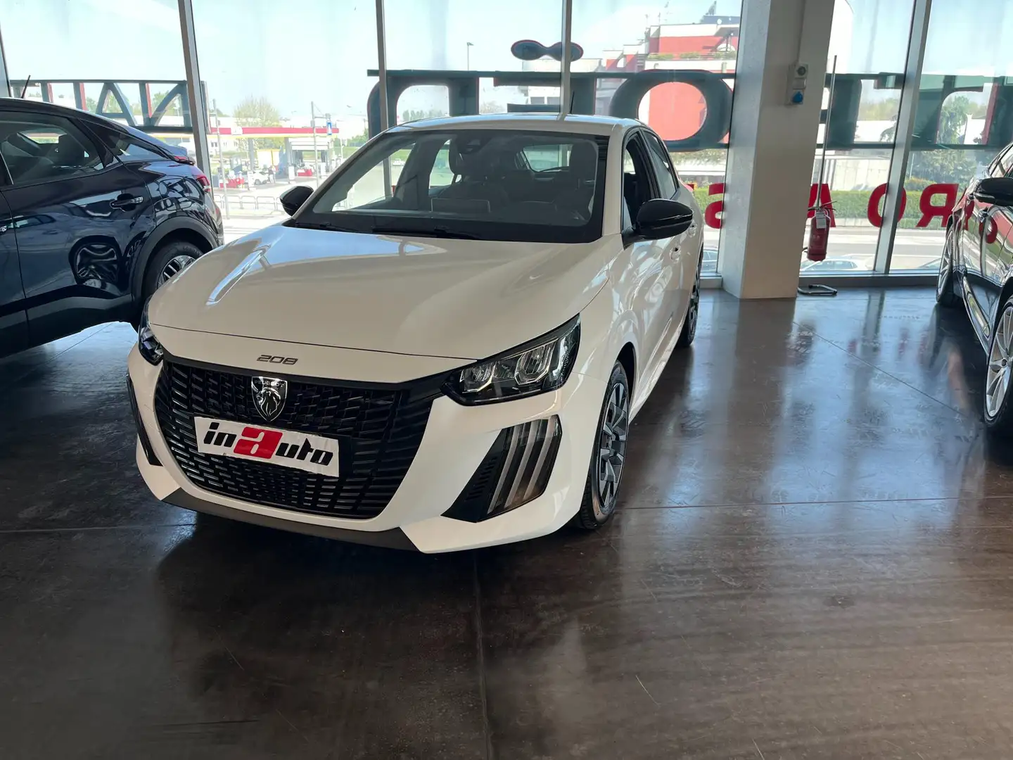 Peugeot 208 1.2 puretech Style s&s 100cv Weiß - 1