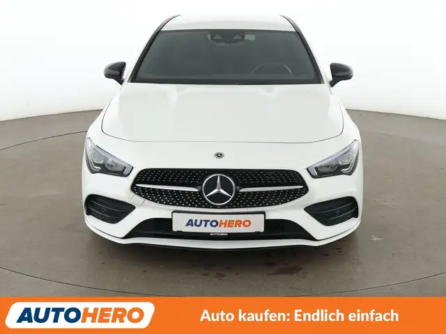 Mercedes-Benz Cla view 9