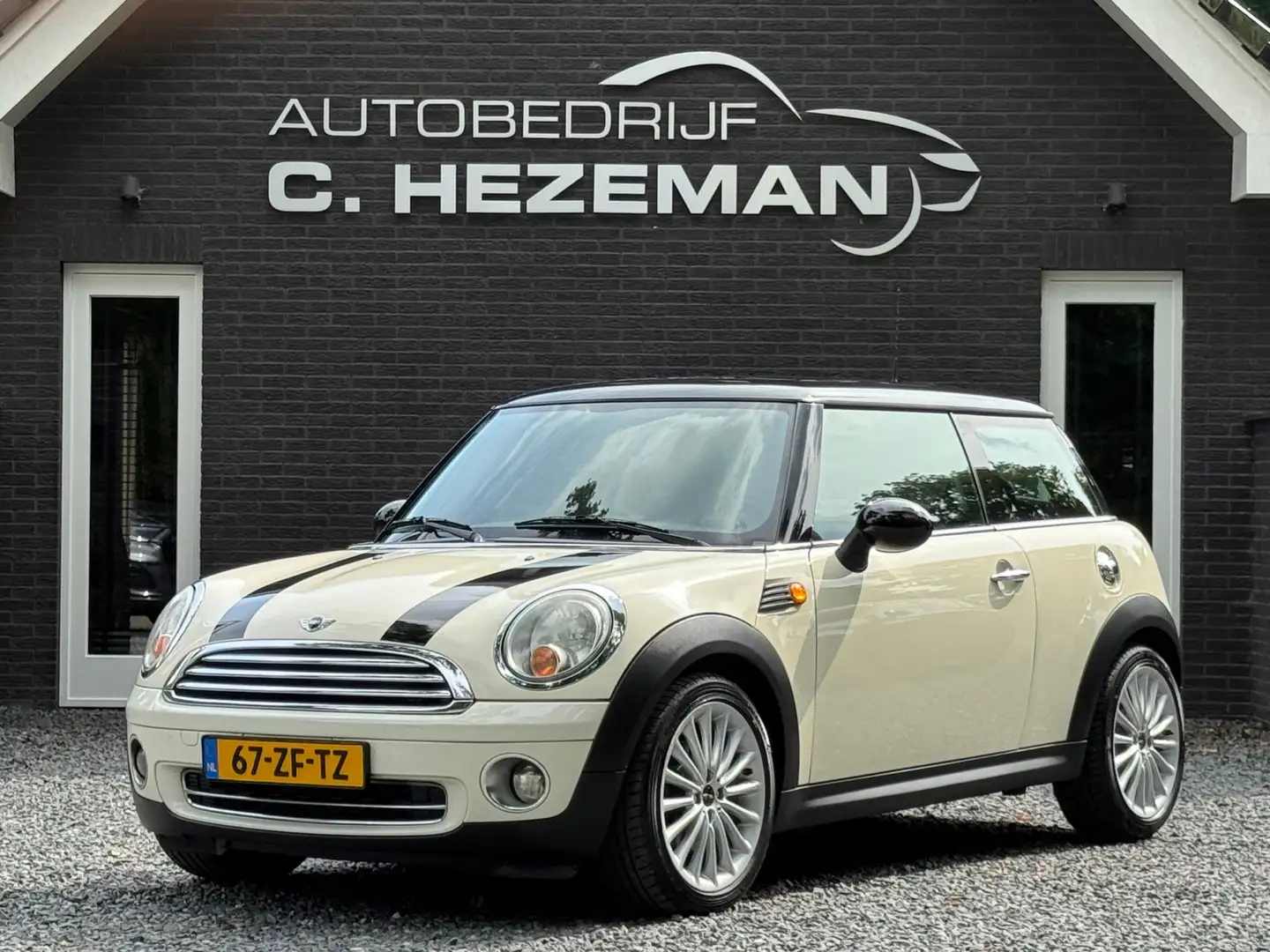 MINI Cooper Mini 1.6 Chili Airco Half Leer Sportvelgen 2 Tone Wit - 1
