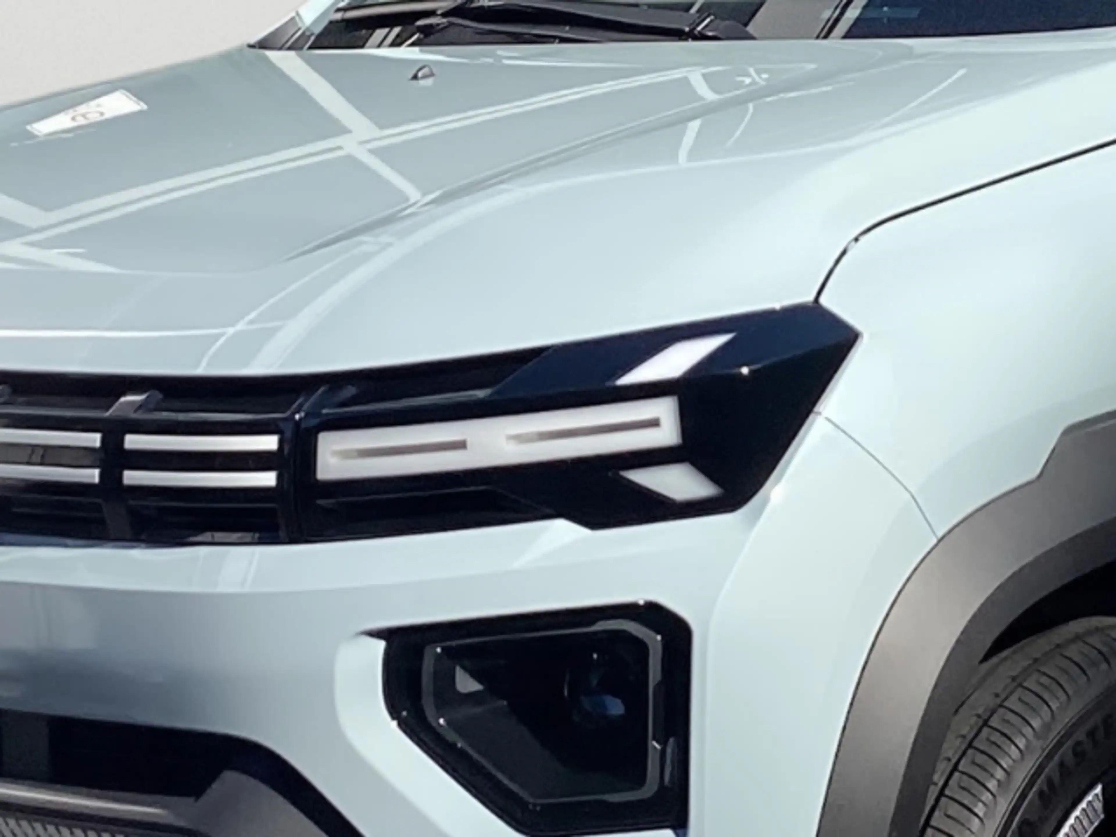 Dacia Spring Extreme Electric 100 + CCS Ladeanschluss — photo 6