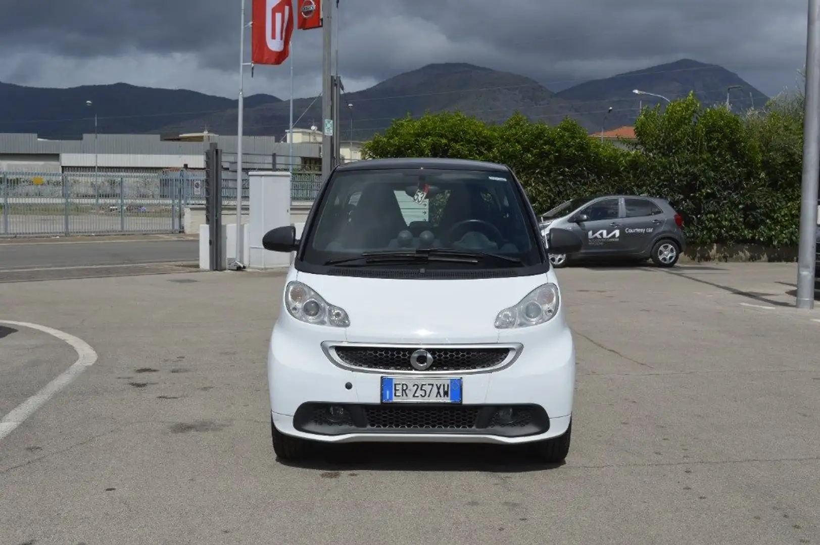 smart forTwo 800 40 kW coupé passion cdi Bianco - 2