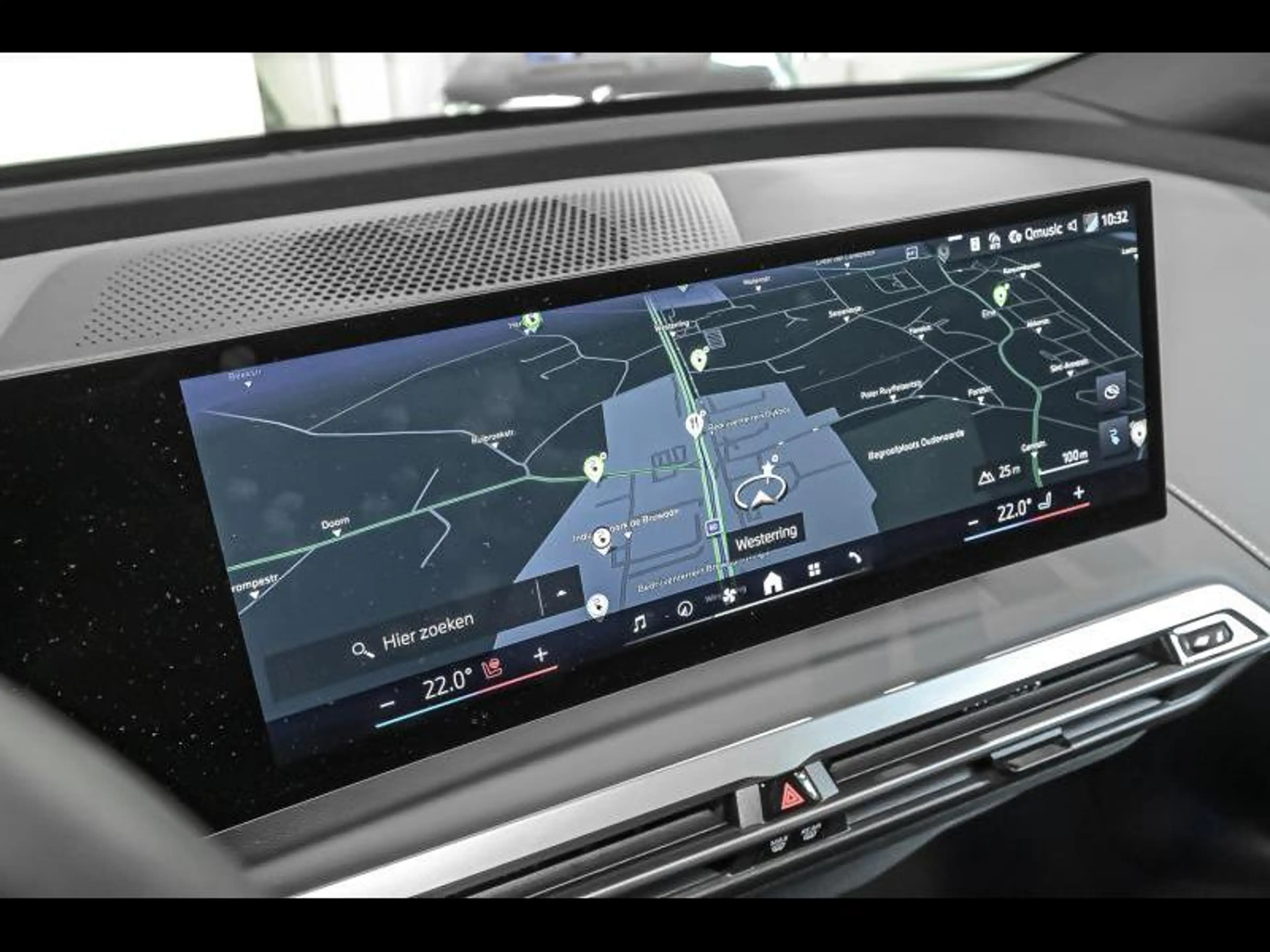 BMW iX xDrive45 - MsportPro|H&K|TH|360C — photo 14