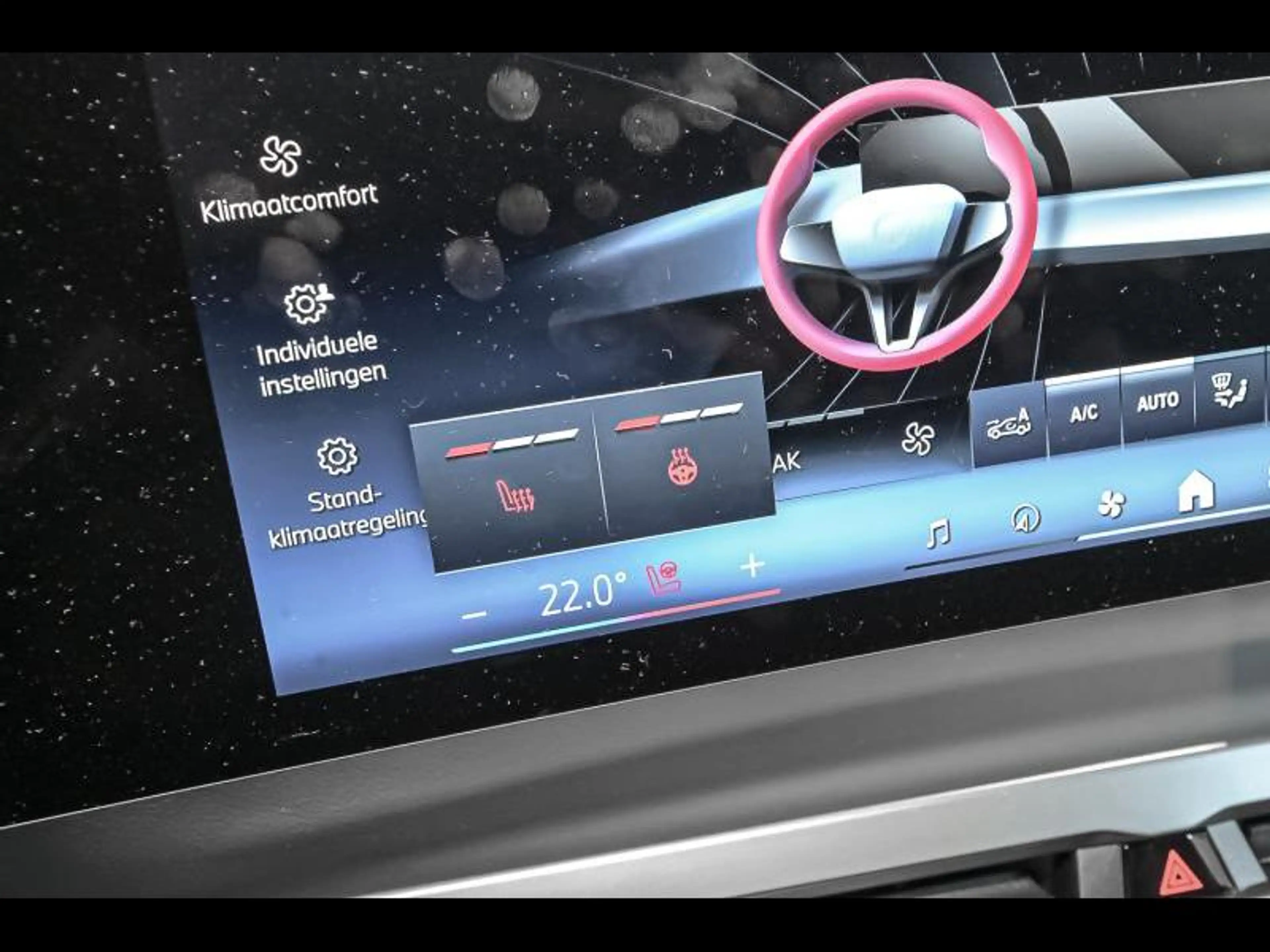 BMW iX xDrive45 - MsportPro|H&K|TH|360C — photo 13