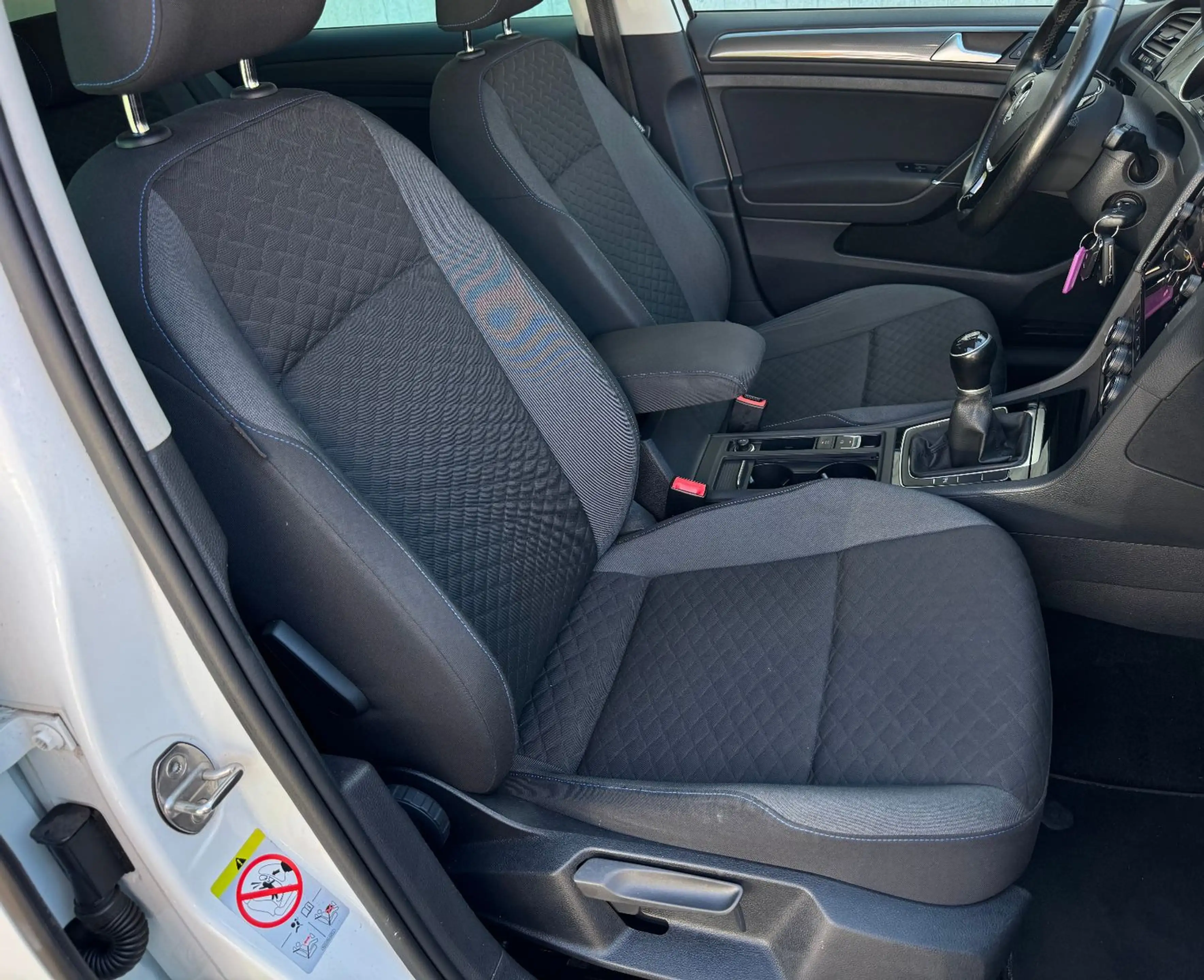 Volkswagen Golf VII 1.6 TDI Join Matrix Nav ACC Cam Sthz — photo 6