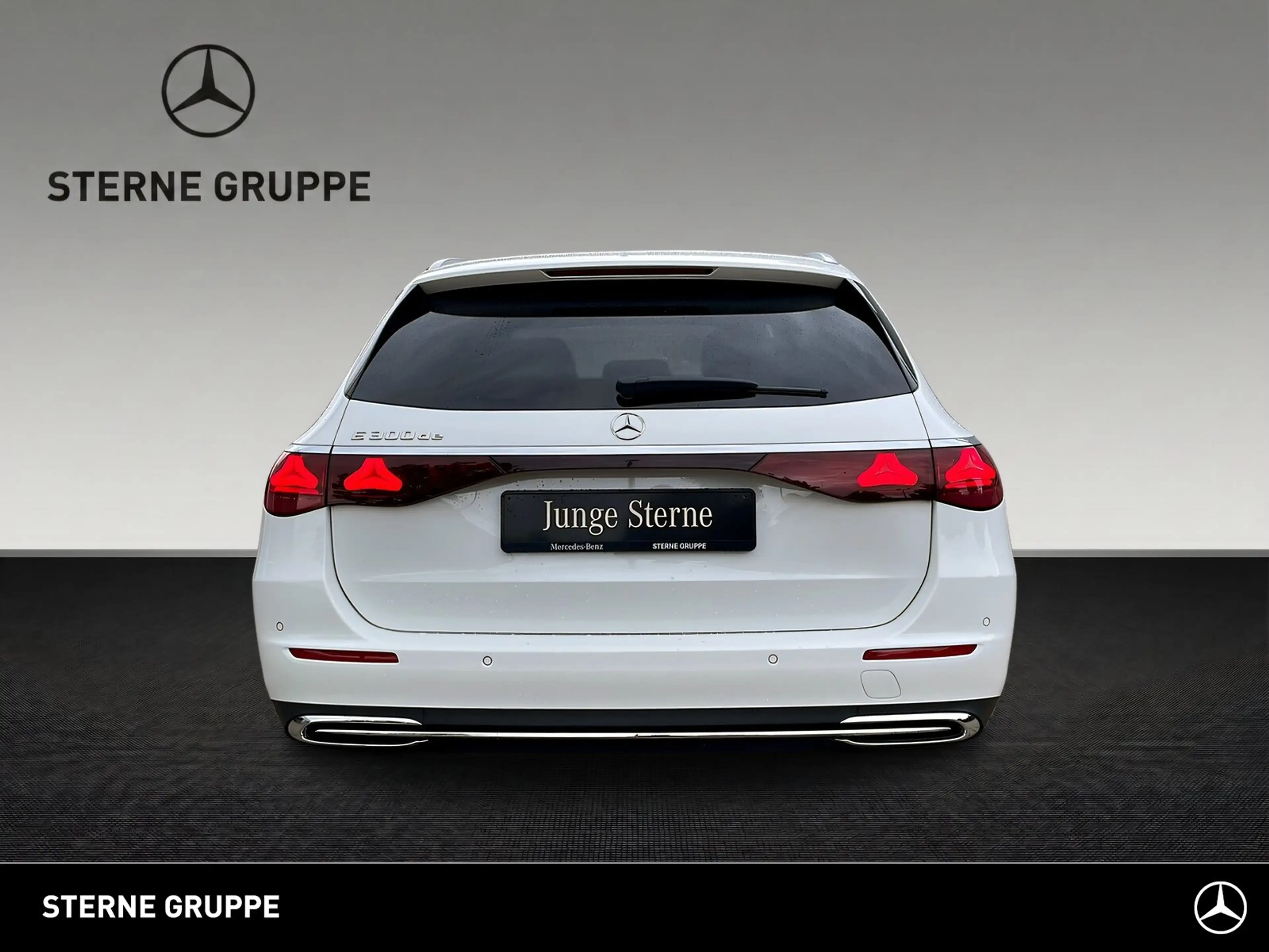 Mercedes-Benz E 300 E 300 de T AVANTGARDE Pano AHK Keyl Dist Ambi19" — photo 7