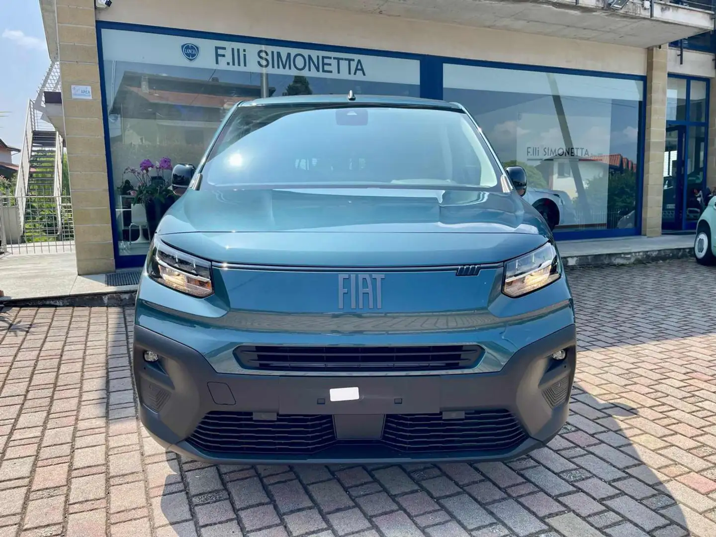 Fiat Doblo 1.5 BlueHdi 130CV AT8 PL Entry 7 POSTI - KM0 Blu/Azzurro - 2