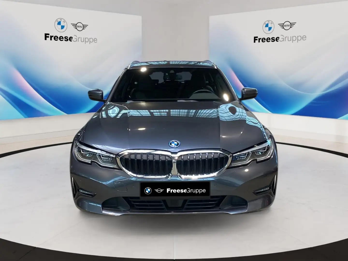 BMW 320 e Touring DAB RFK AHK Klimaaut. PDC Grau - 2