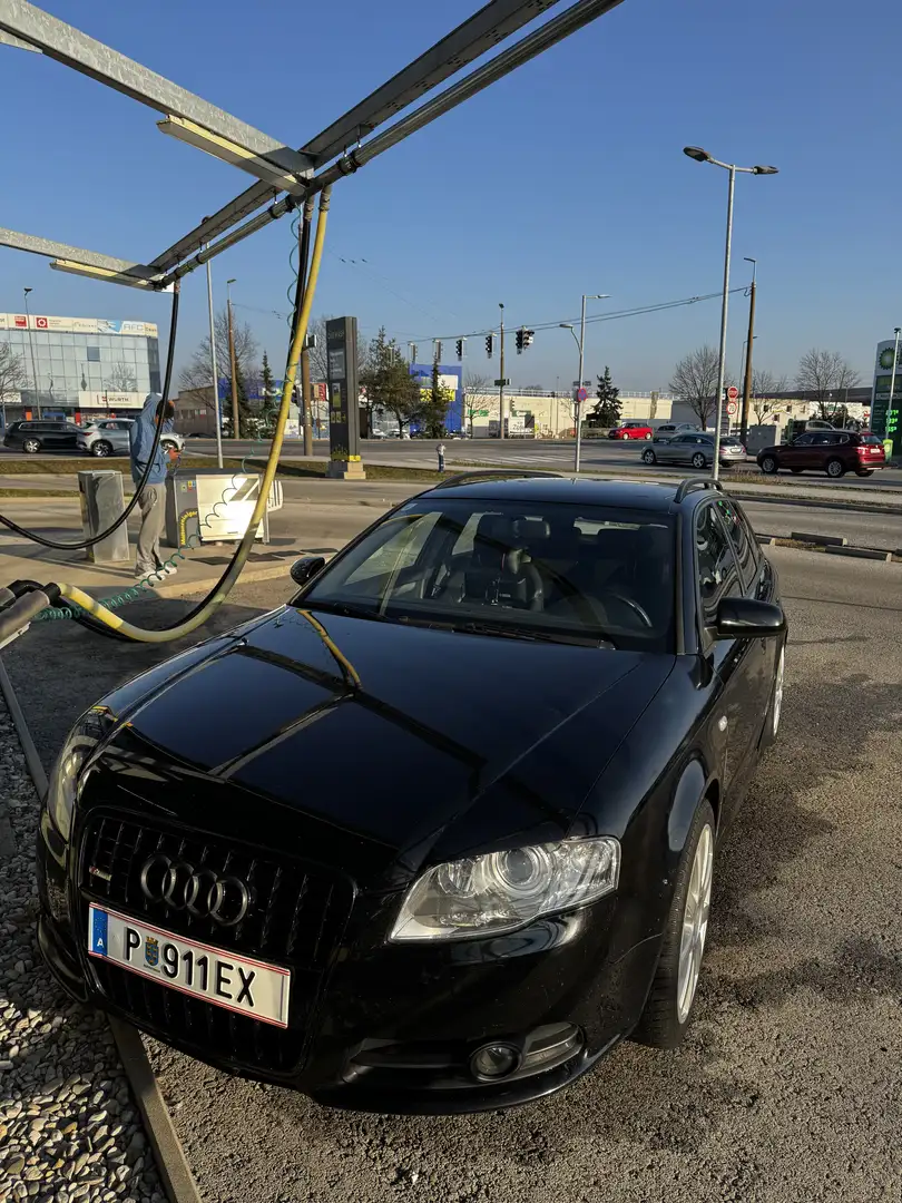 Audi A4 Avant 2,0 TDI quattro - 1