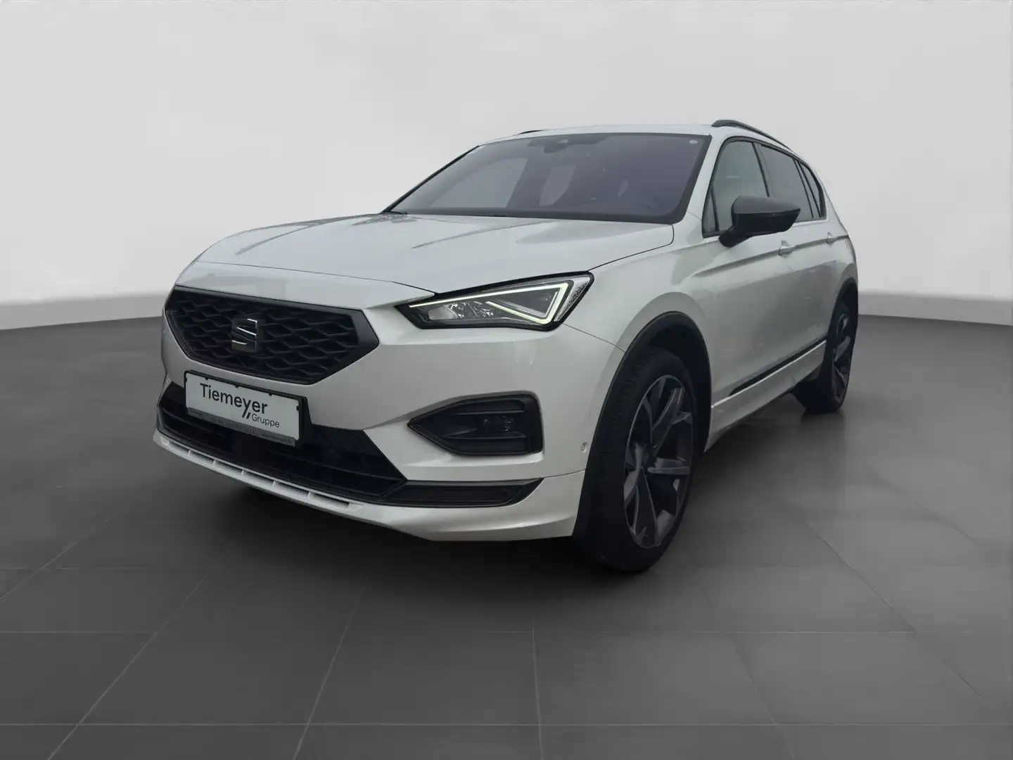 SEAT Tarraco TSI FR PANO LM20 NAVI Weiß - 2