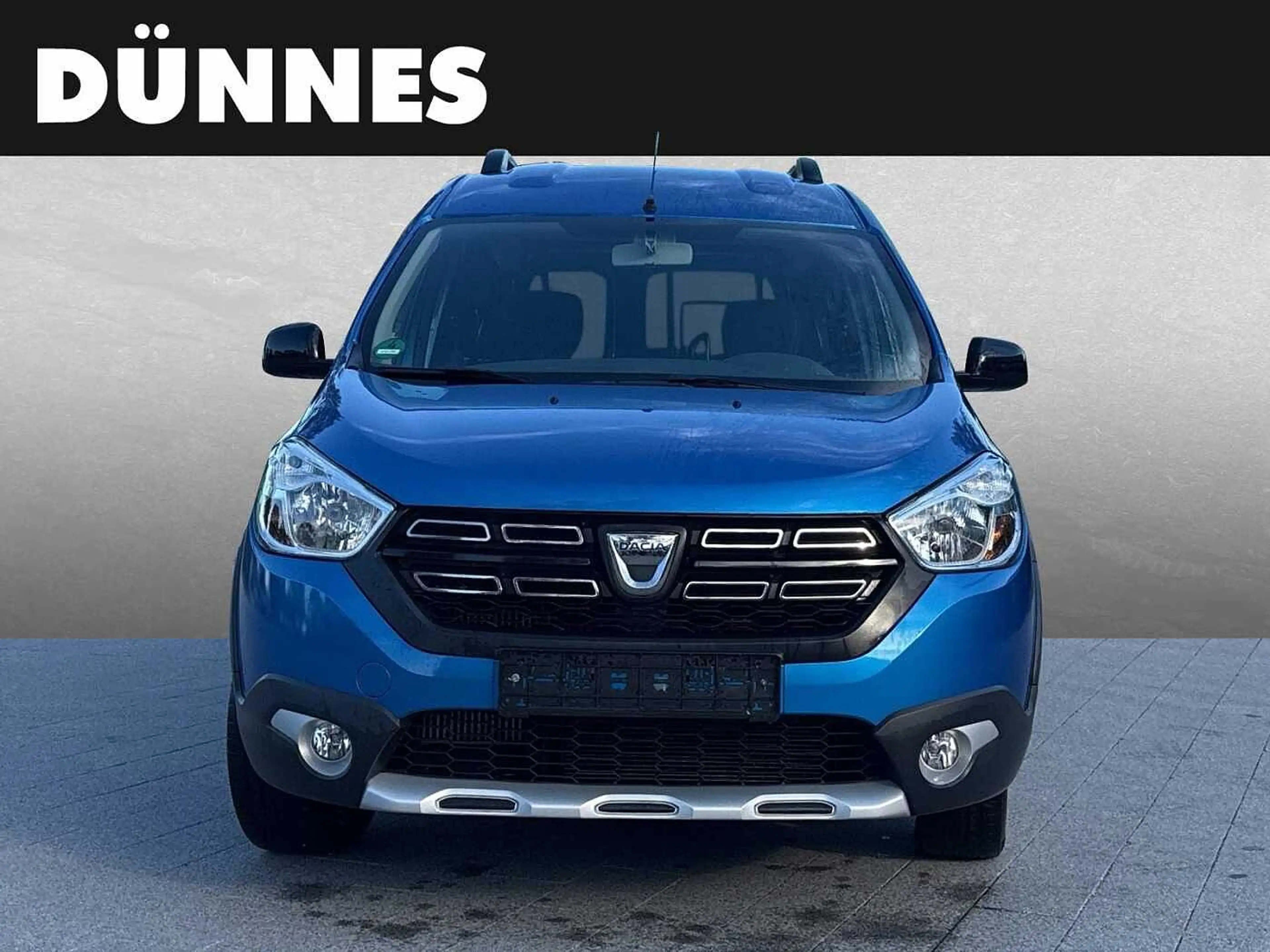 Dacia Dokker TCe 115 Stepway Celebration — photo 8