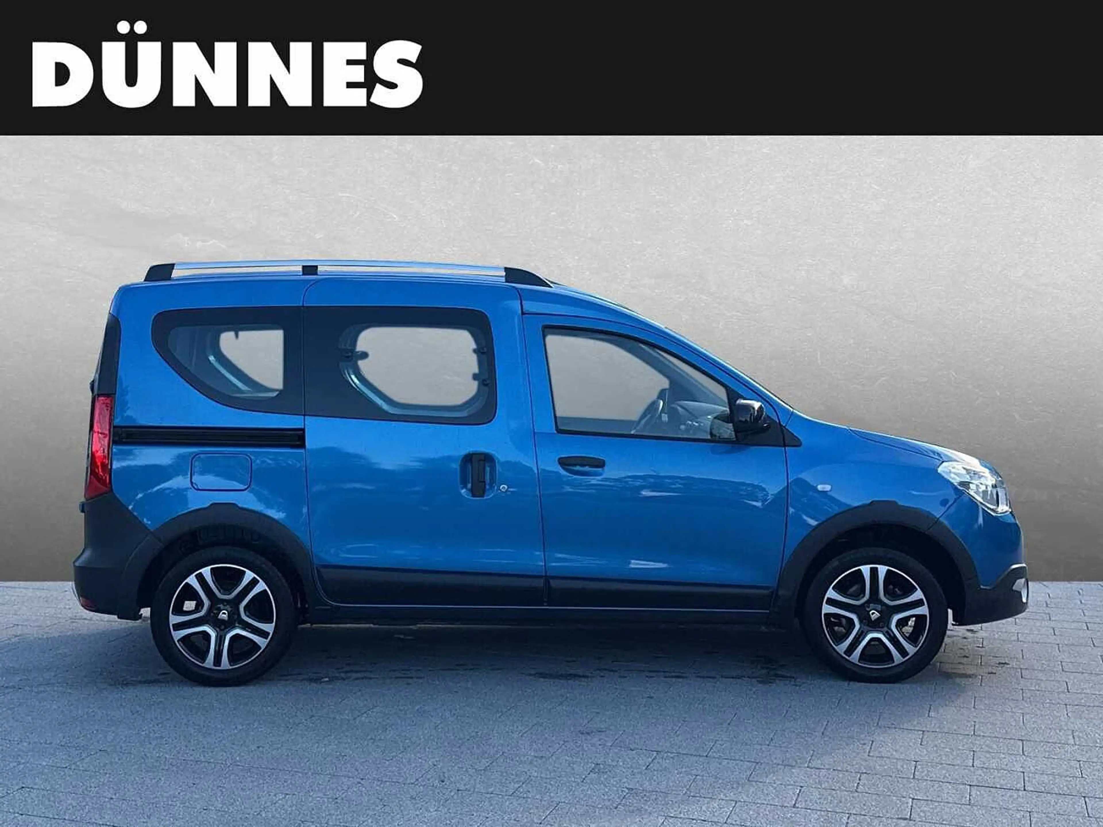 Dacia Dokker TCe 115 Stepway Celebration — photo 6