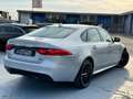 Jaguar XF 2.0 D 240 CV AWD aut. R-Sport Grau - thumbnail 4