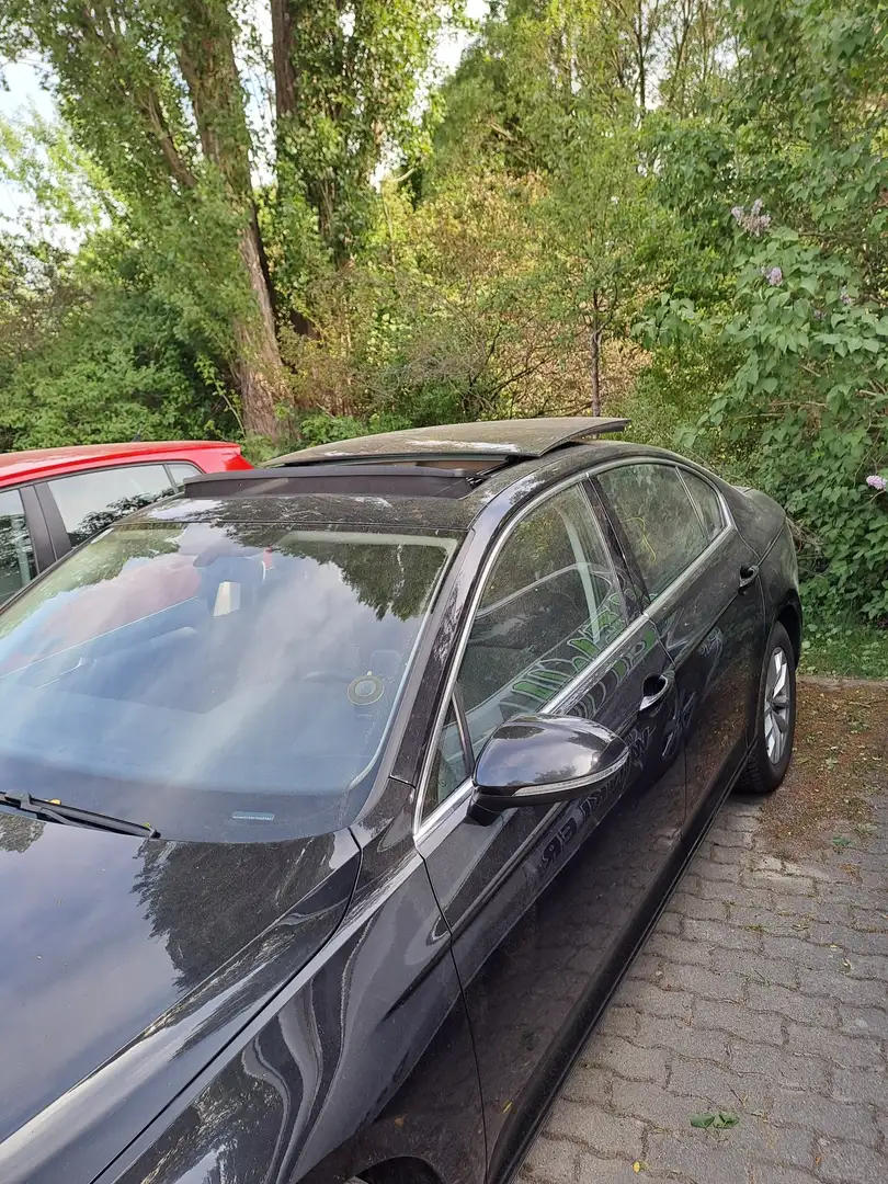Volkswagen Passat 2.0 TDI (BlueMotion Technology) Trendline - 1