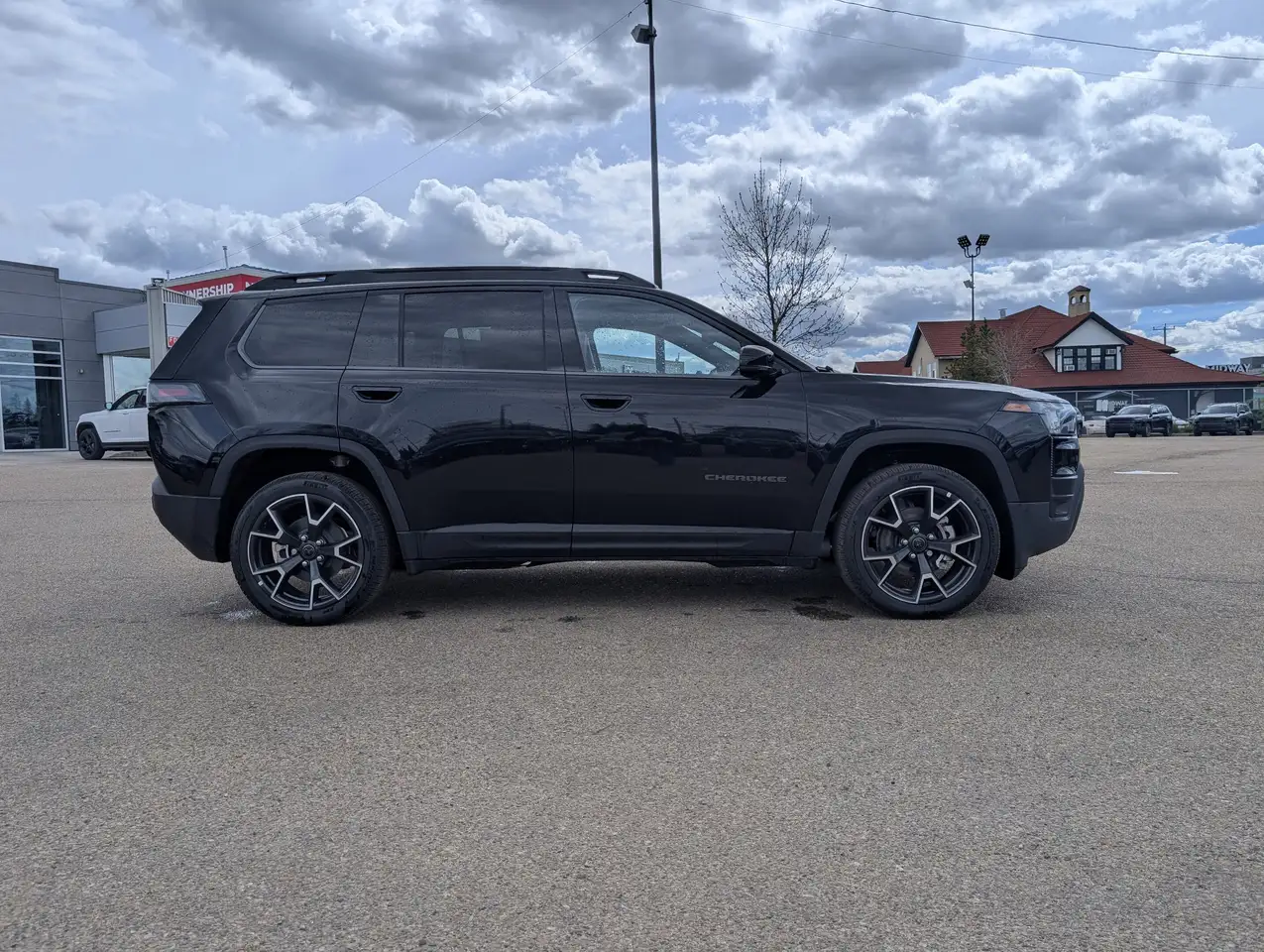 Jeep Cherokee снимка Jeep Cherokee
