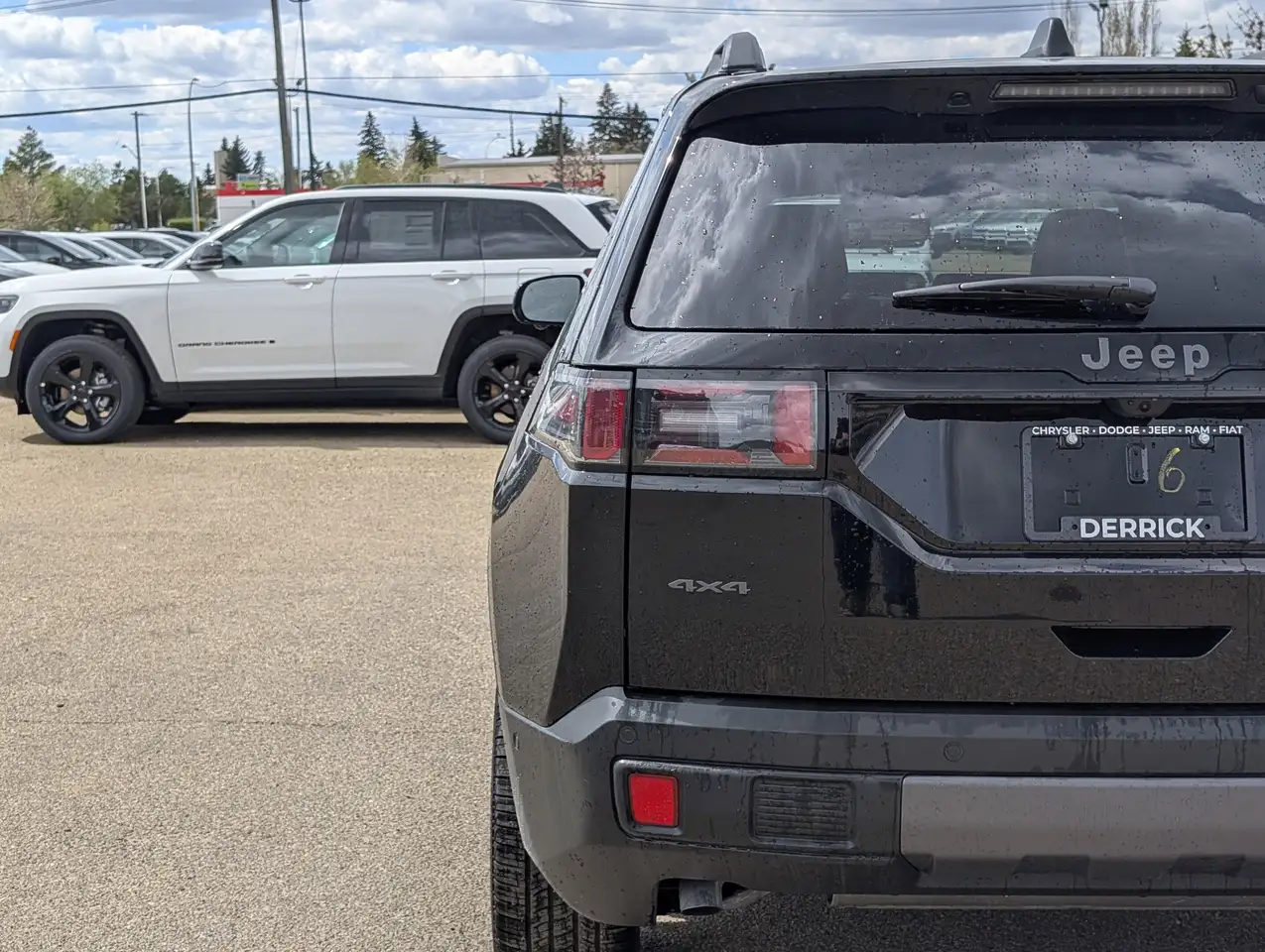 Jeep Cherokee снимка Jeep Cherokee