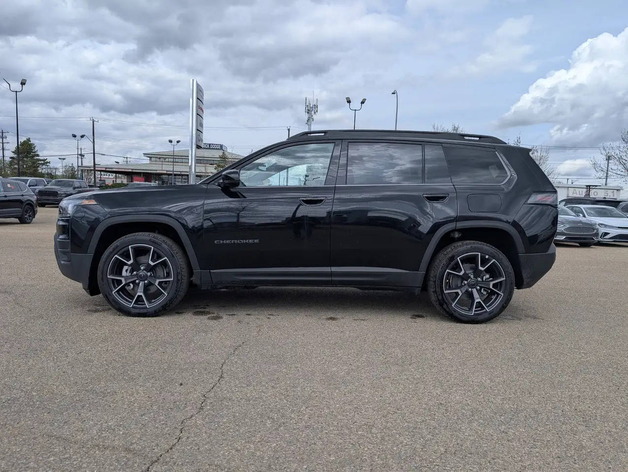 Jeep Cherokee снимка Jeep Cherokee