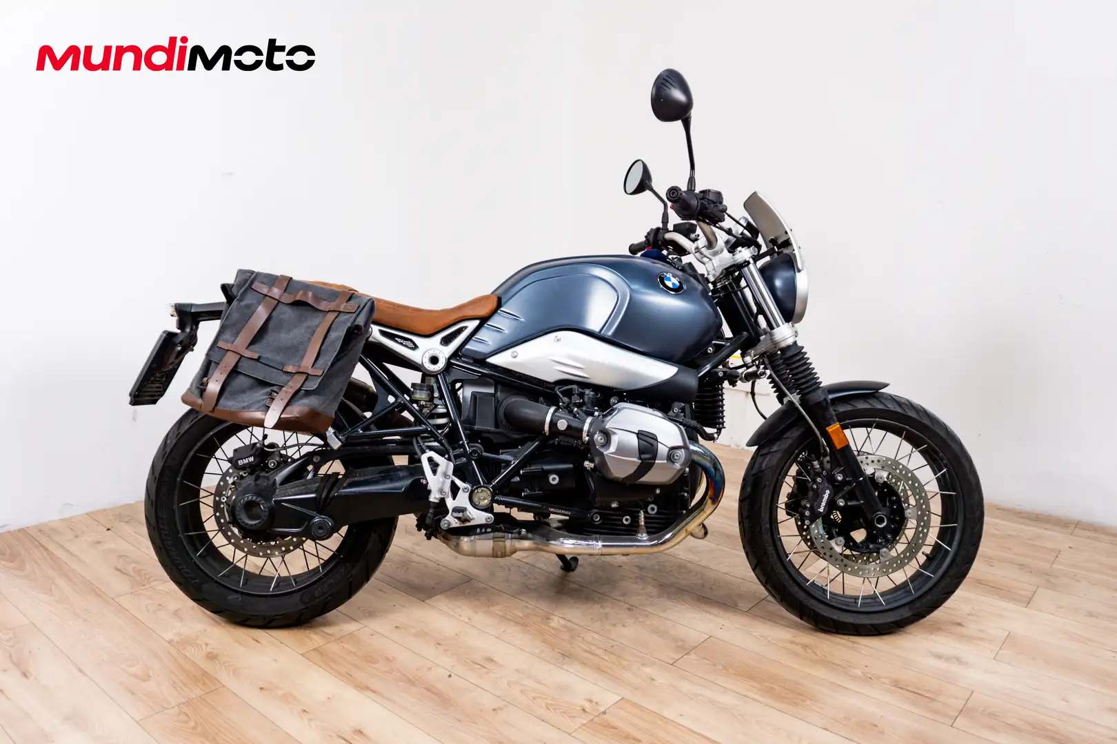 BMW R nineT - 1