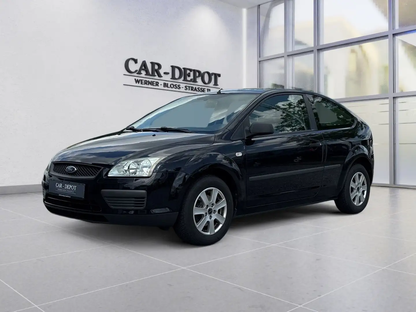 Ford Focus Lim. Fun*KLIMA*SHZ*MULTILENK.*SPORT*USB* Schwarz - 1