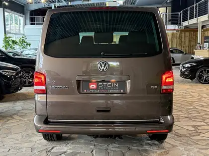 Annonce voiture d'occasion Volkswagen T5 Multivan - CARADIZE