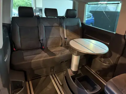 Annonce voiture d'occasion Volkswagen T5 Multivan - CARADIZE