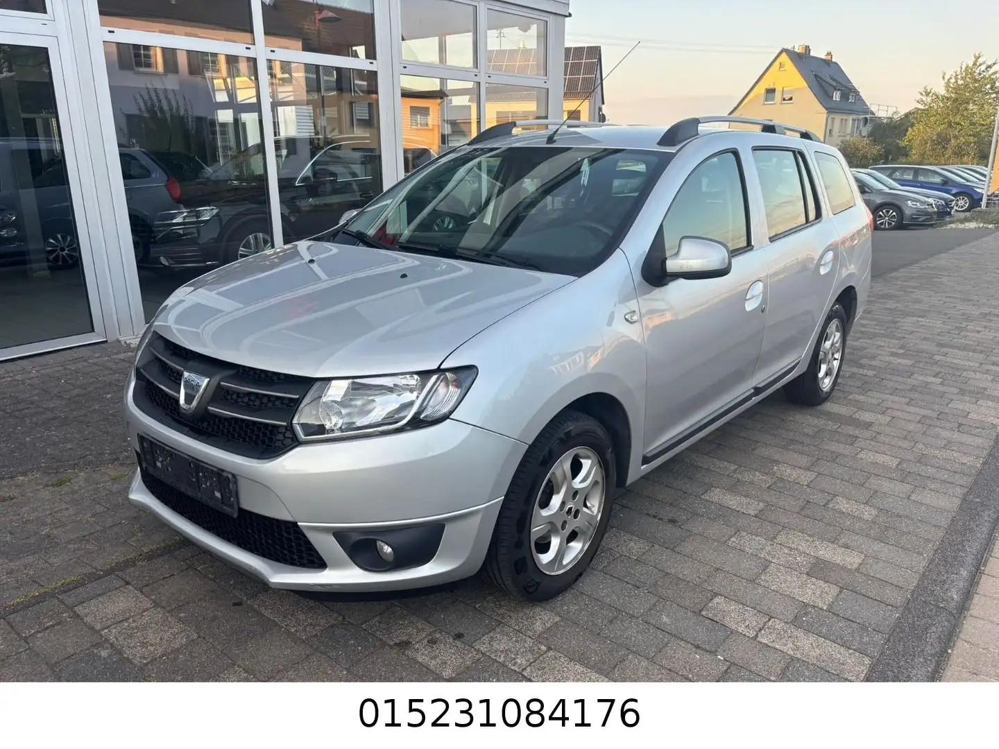 Dacia Logan MCV II Kombi Prestige+Temp.+Nav+PDC+1 Hand Grau - 1