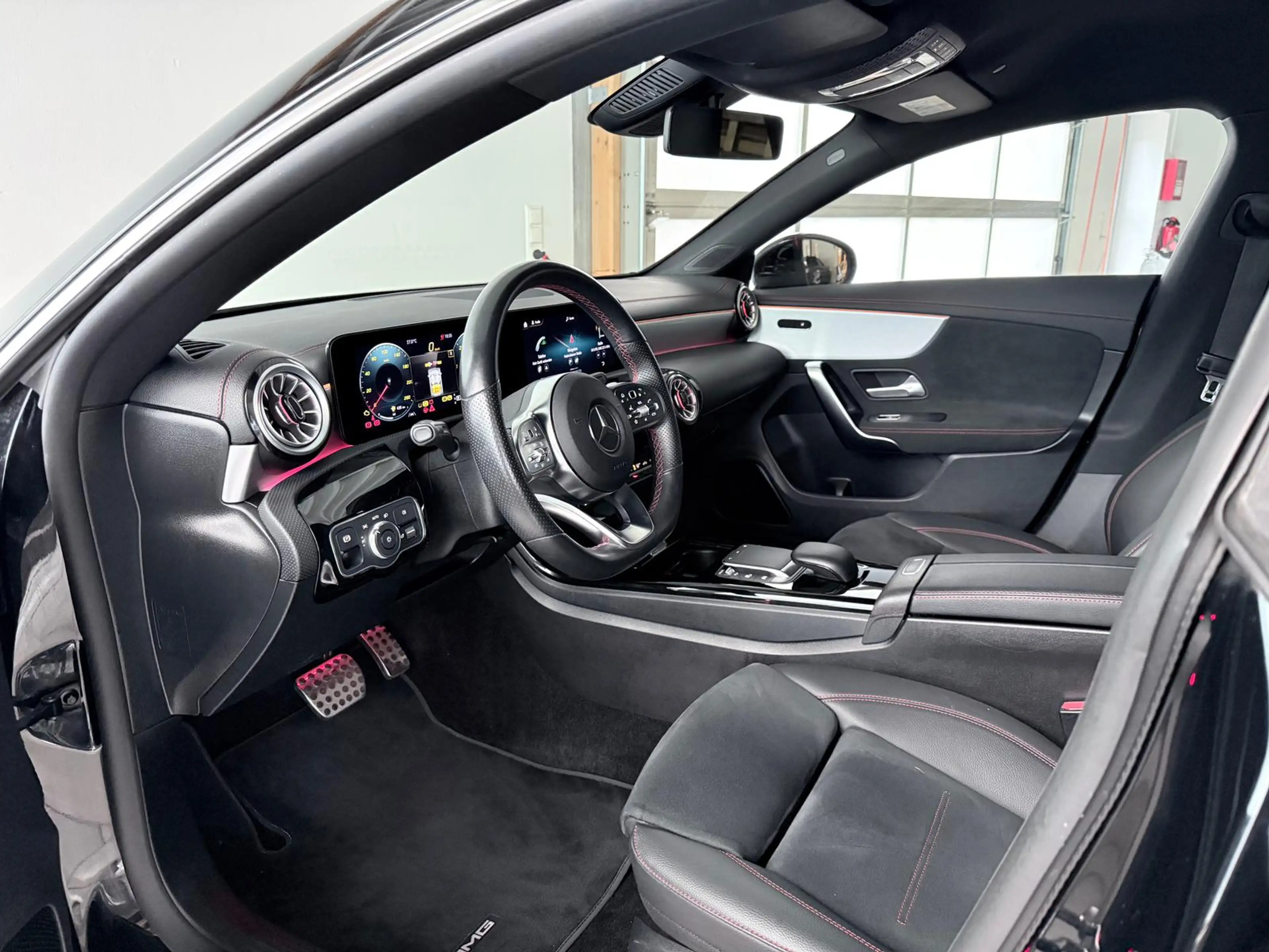 Mercedes-Benz CLA 220 CLA 220 d AMG-LED/Ambiente/CarPlay/RFK — photo 16