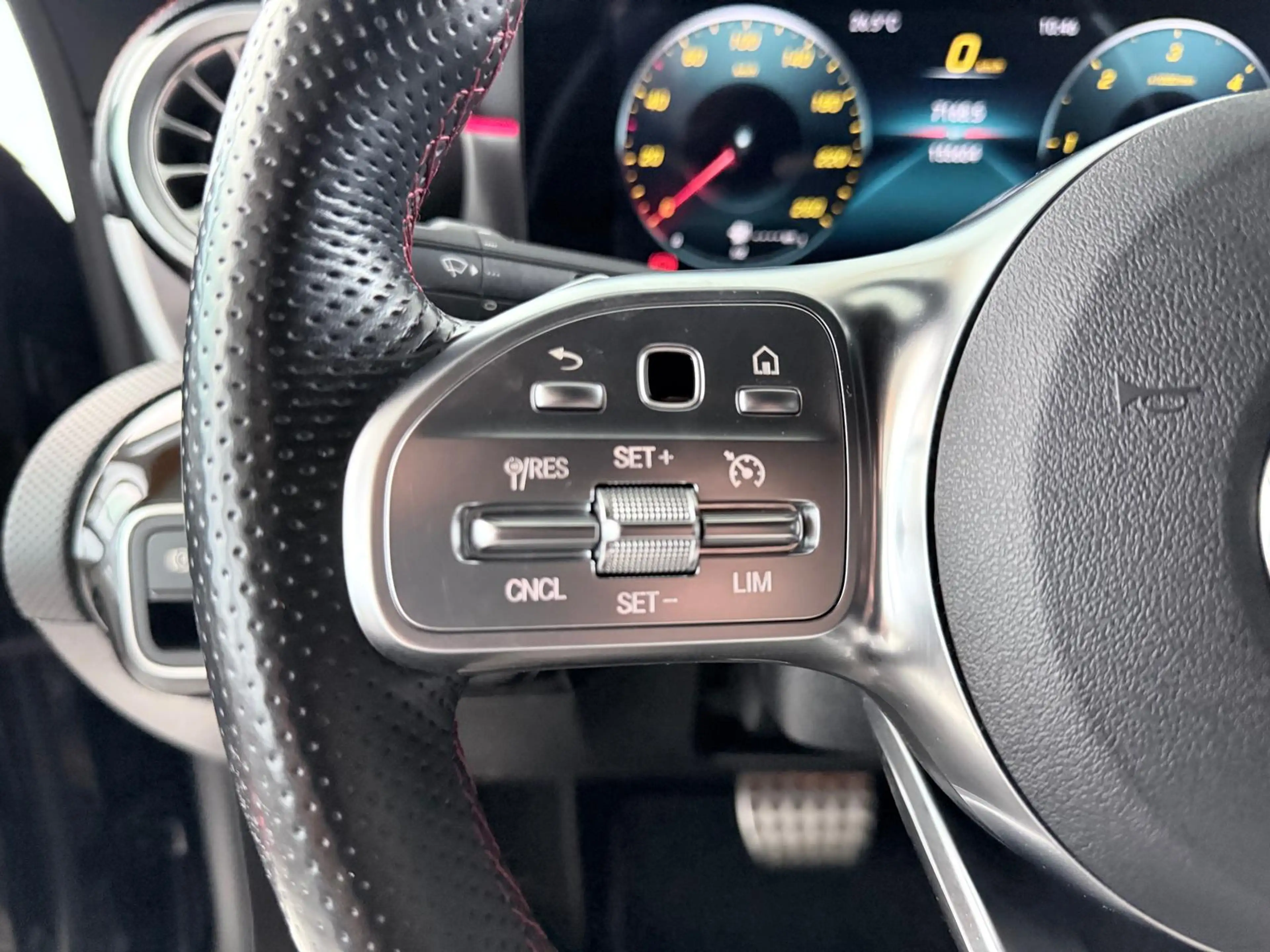 Mercedes-Benz CLA 220 CLA 220 d AMG-LED/Ambiente/CarPlay/RFK — photo 18