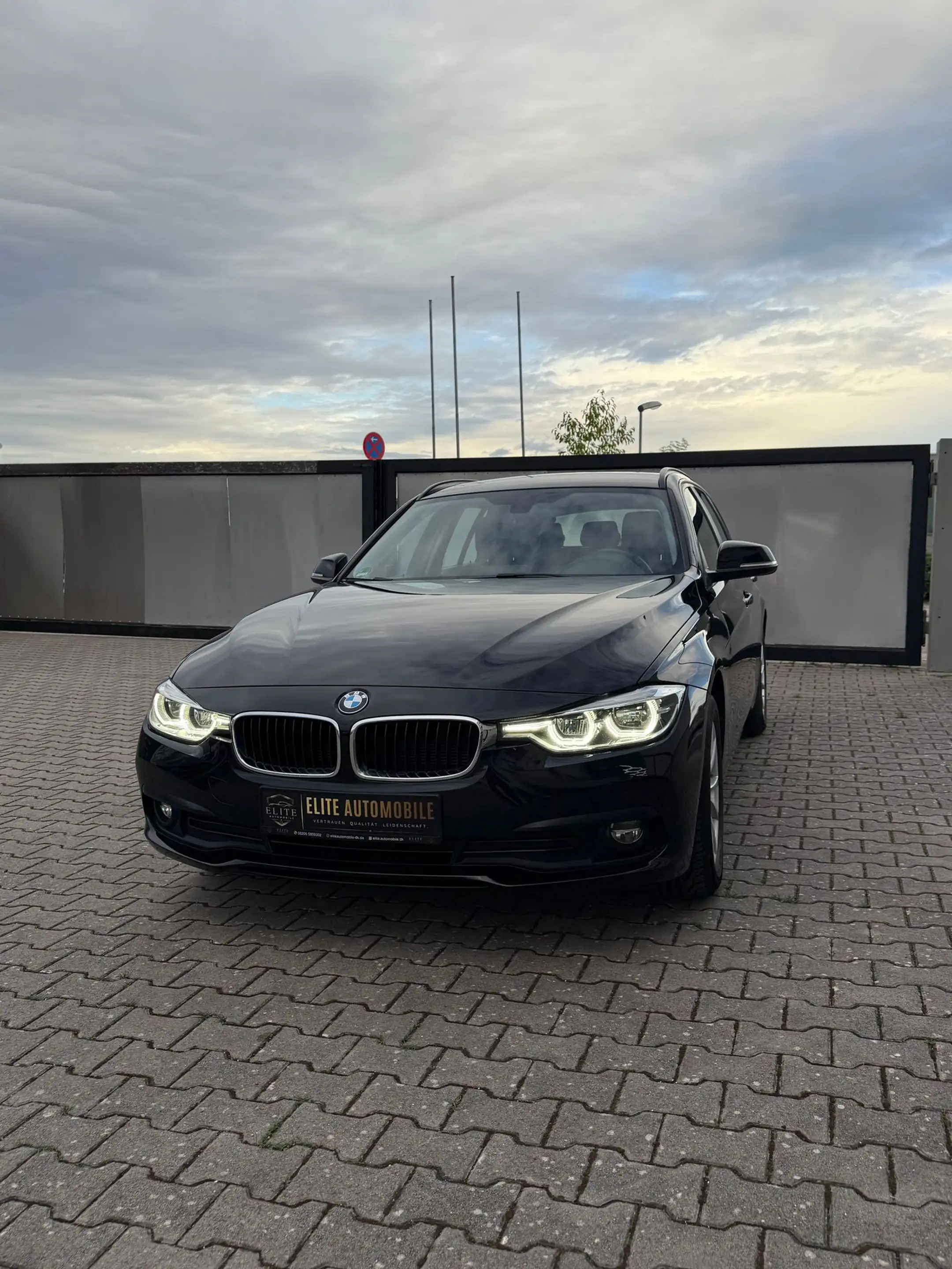 BMW 318 318 d Advantage — photo 2