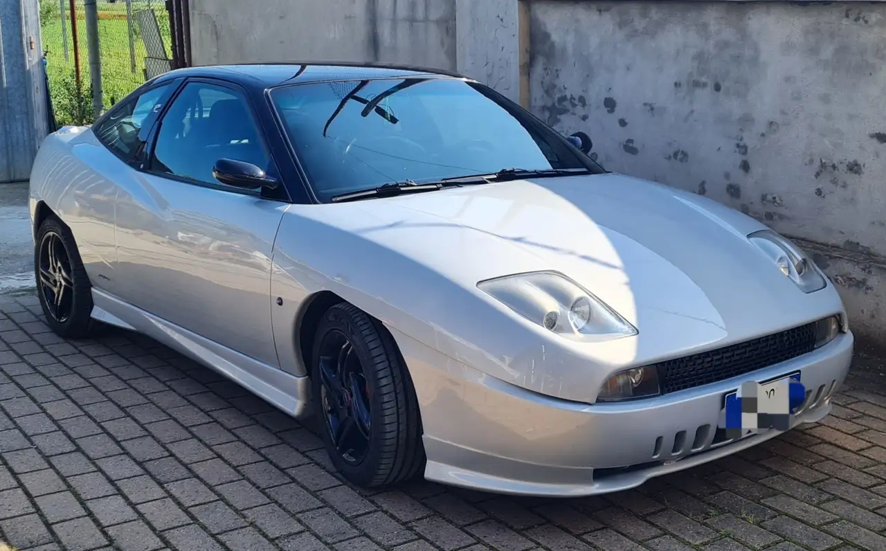 Fiat Coupe 2.0 20v turbo Plus, foto 1
