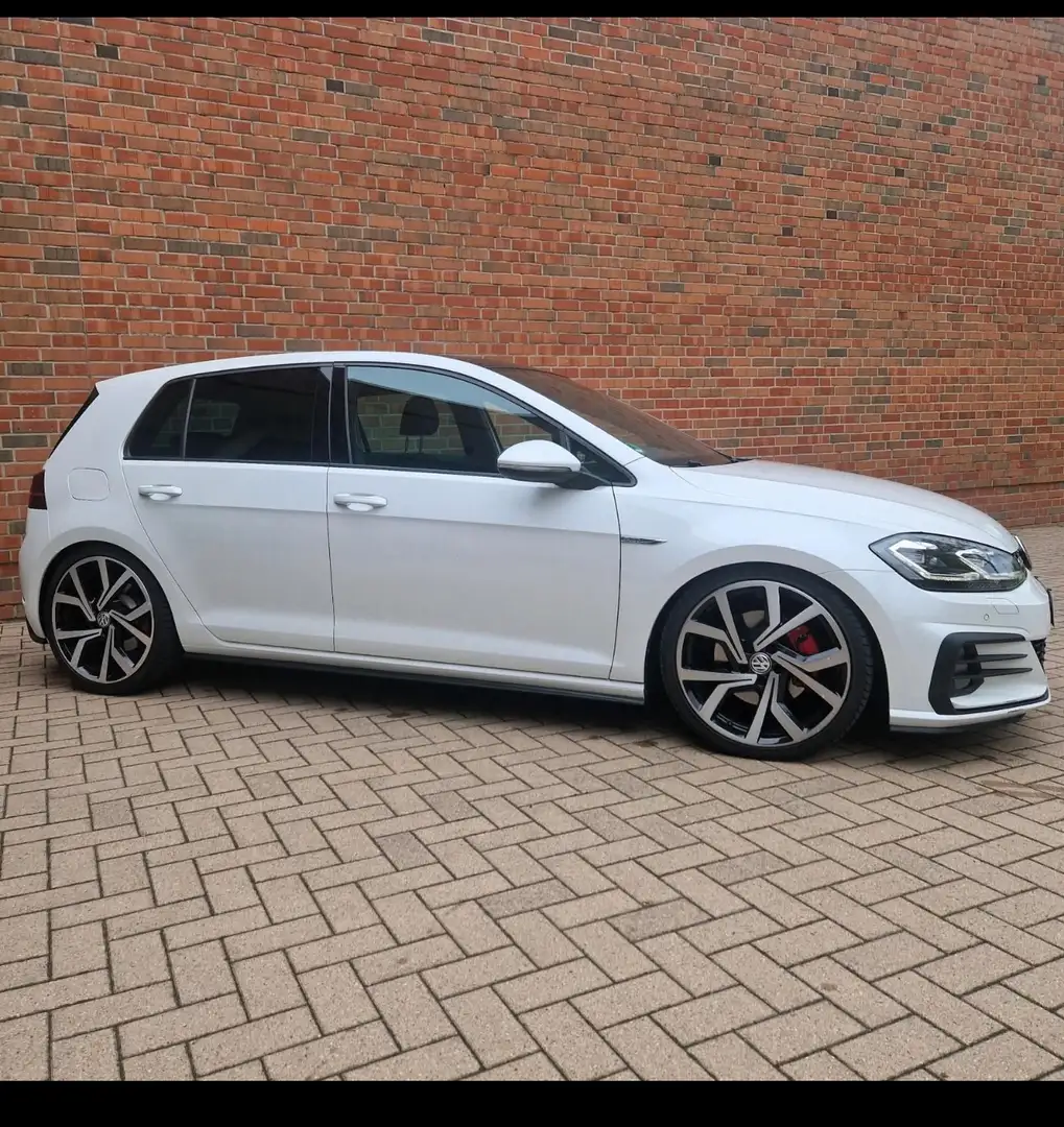 Volkswagen Golf GTD 2,0 TDI DSG - 1