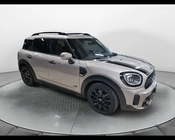 MINI Countryman view 4