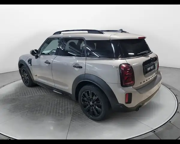 MINI Countryman view 8