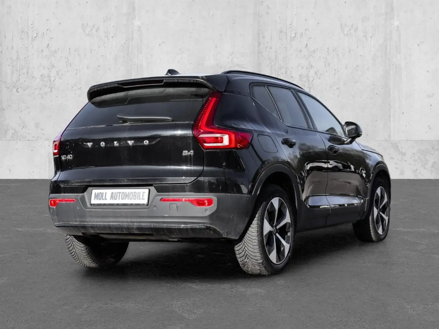 Volvo XC40 Plus Dark 2WD B4 EU6d digitales Cockpit Memory Sit Schwarz - 2