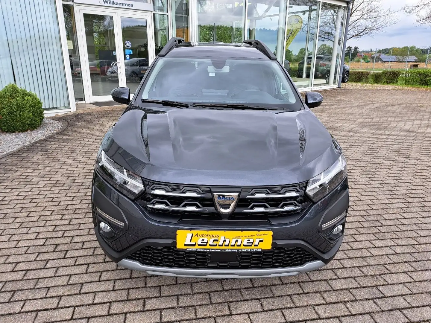 Dacia Jogger Comfort Grau - 2