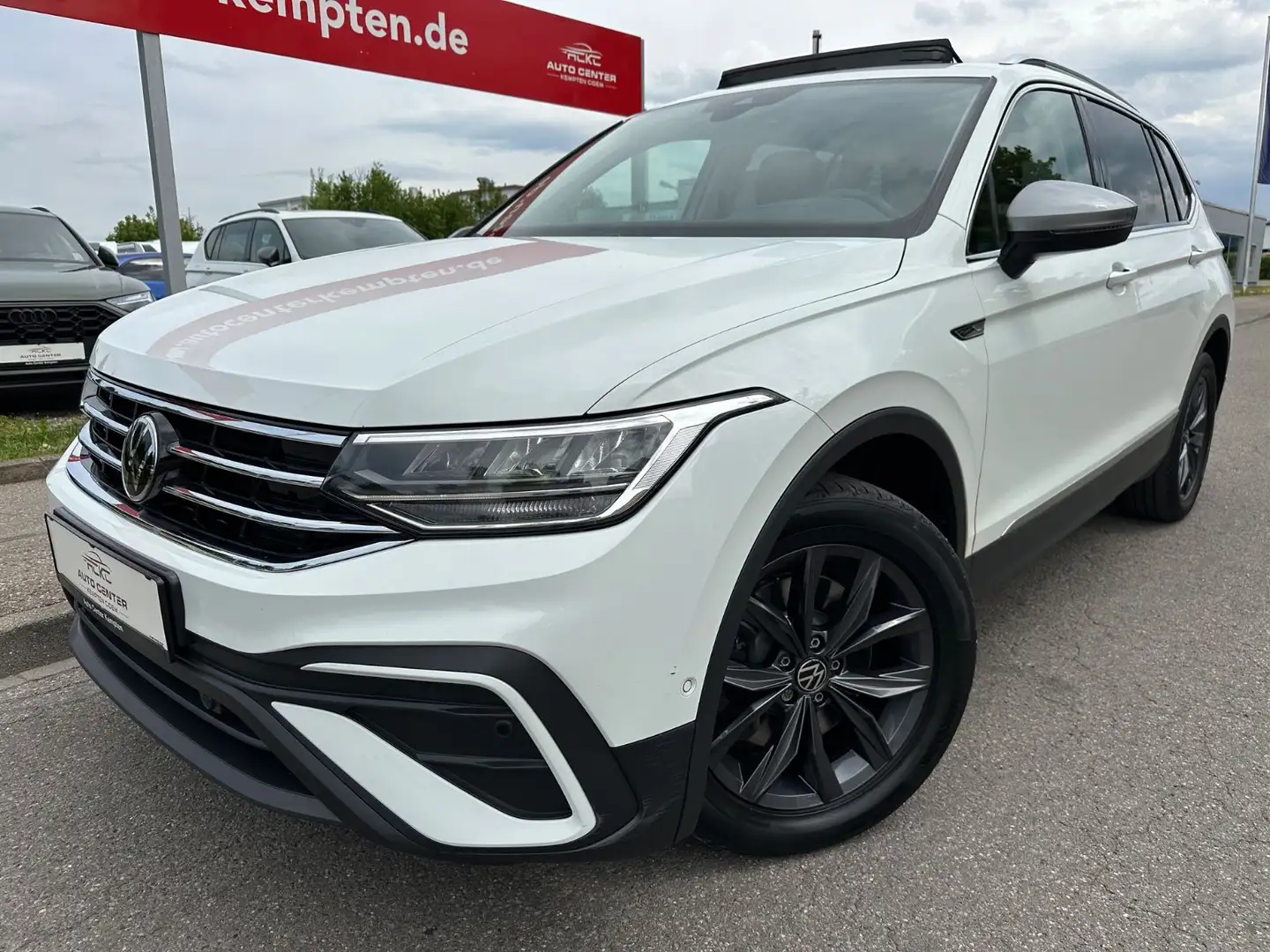 Volkswagen Tiguan Allspace Life 4Motion*VIRTUAL*ACC*PANO Weiß - 1