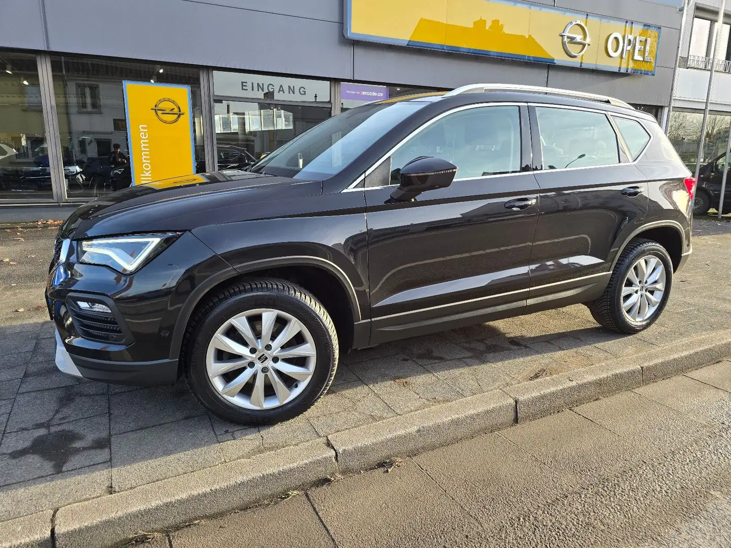 SEAT Ateca Style 2.0 TDi +2 JAHR GARANTIE+ Schwarz - 1