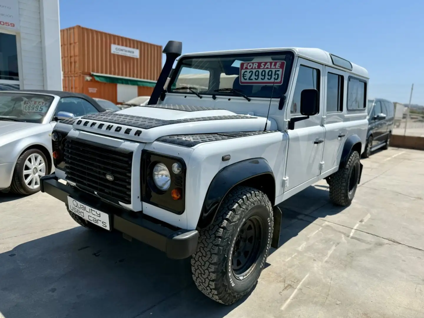 Land Rover Defender 110 SW E Bleu - 2
