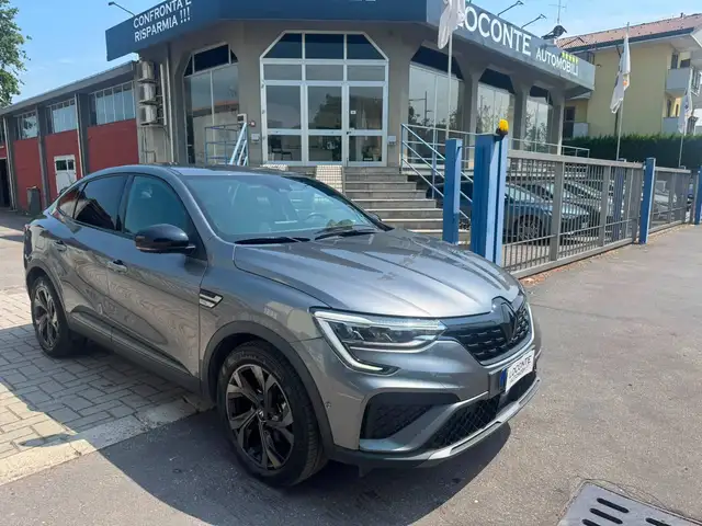 Renault Arkana E-Tech full hybrid Engineered 145cv