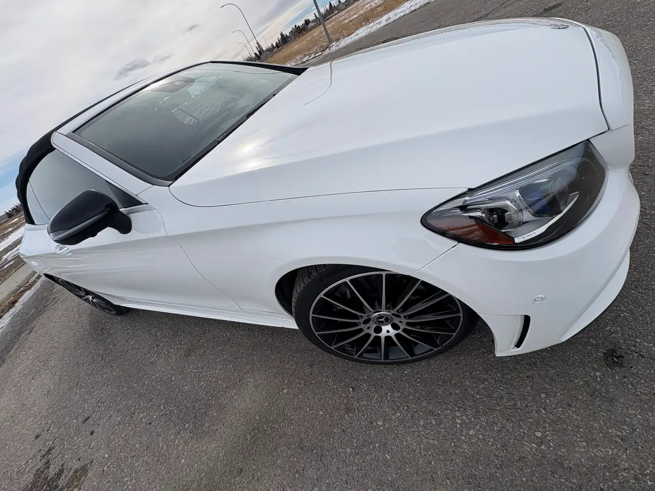 Mercedes-Benz C-Class снимка Mercedes-Benz C-Class