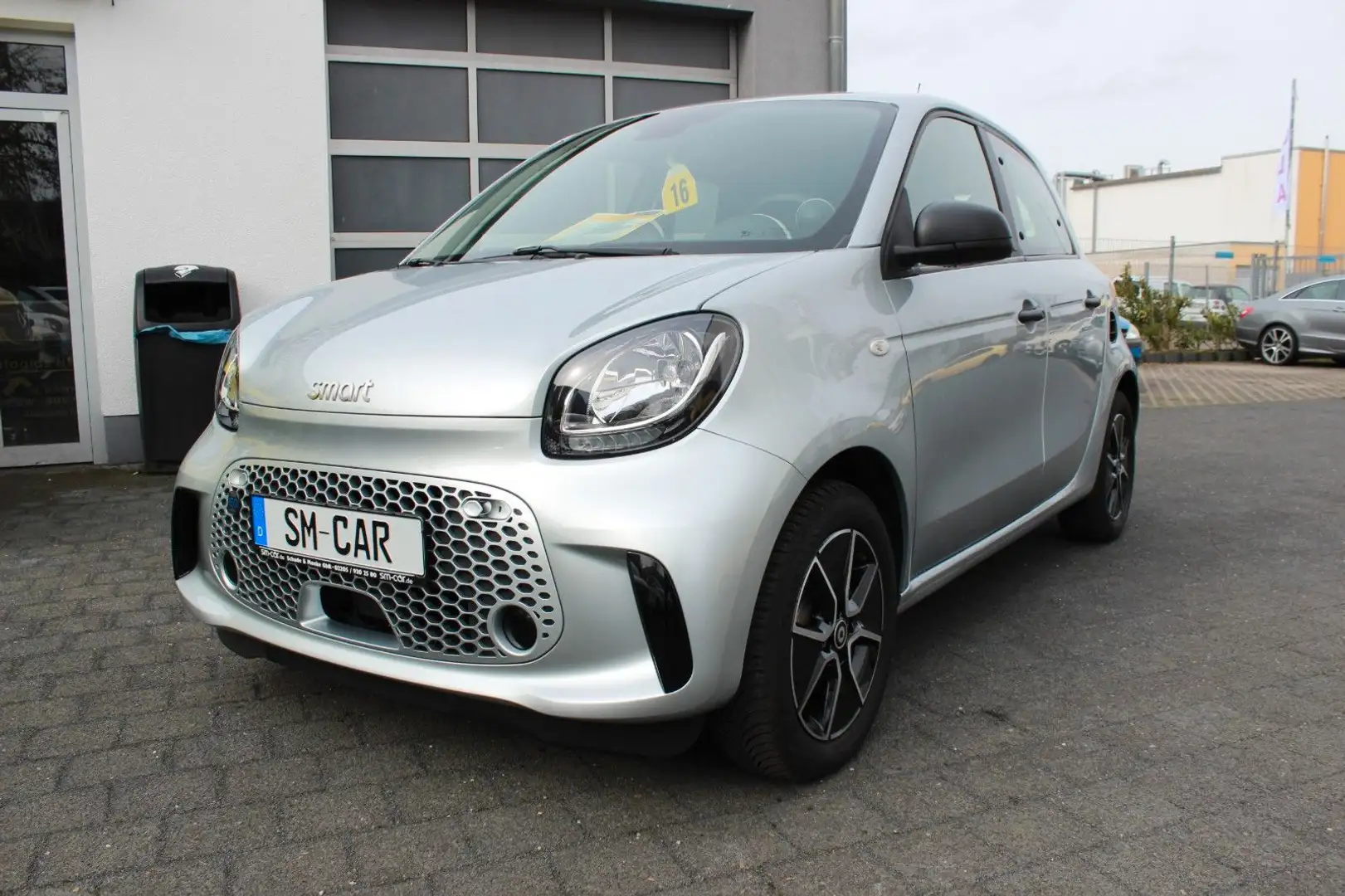 smart forFour Forfour electric drive / EQ 22KW Schnell Lader Срібний - 2
