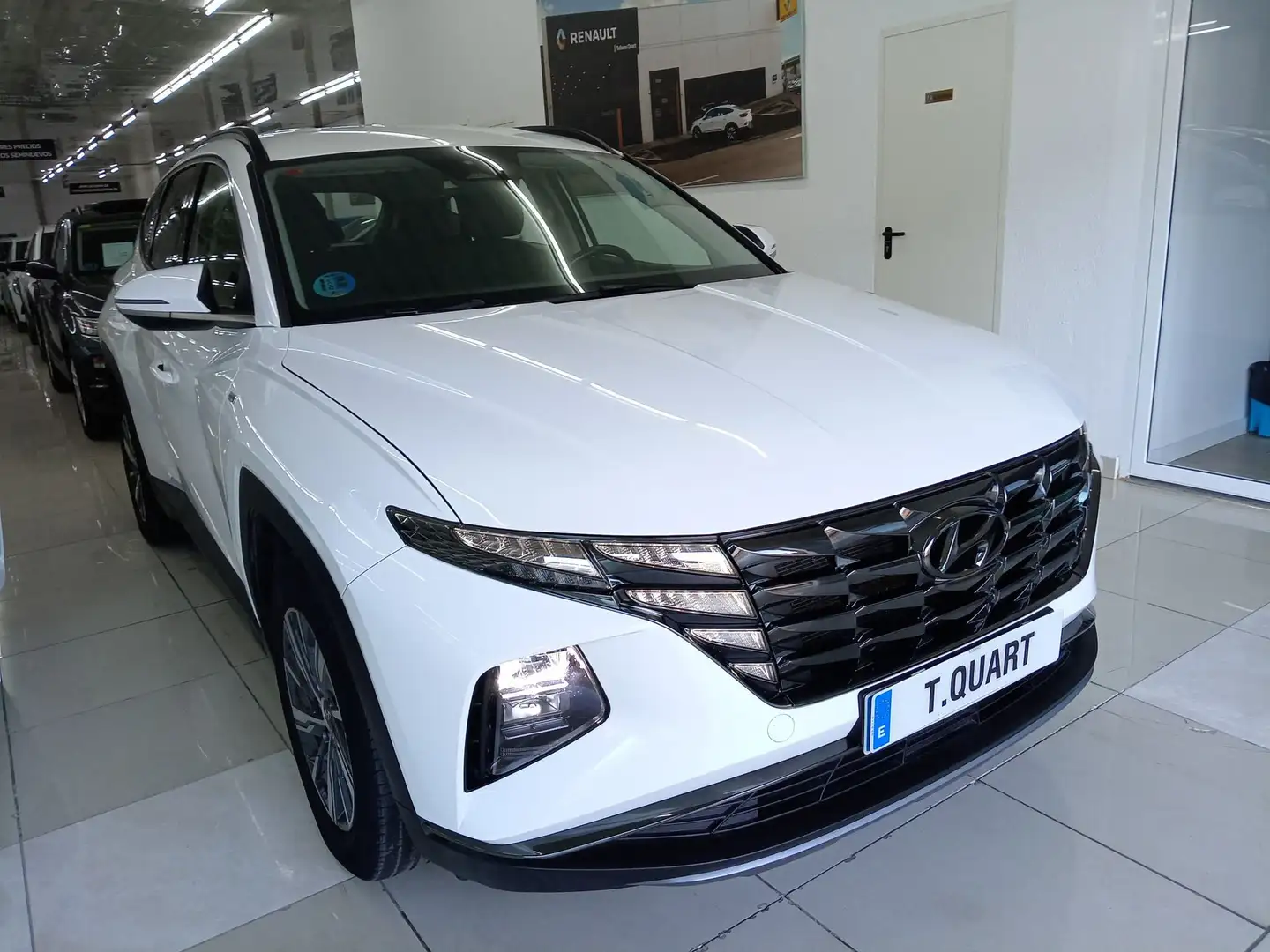 Hyundai TUCSON Híbrido 1.6 CRDI 136cv 48V Maxx 4X4 Blanco - 2