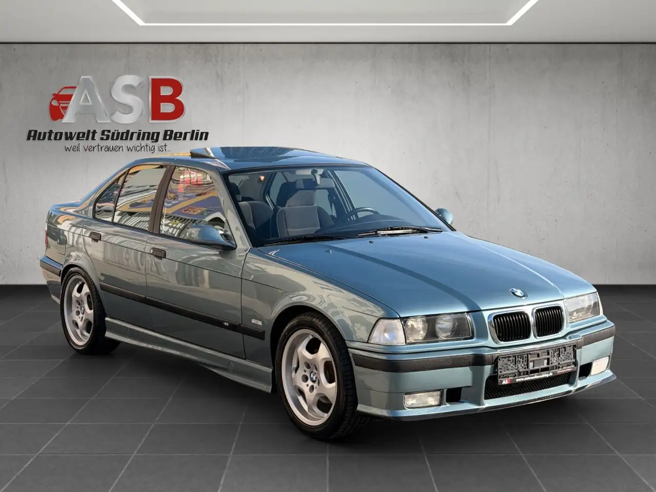 BMW 328 i M Paket*2.Hand*Schiebedach*Klimaautomatik*, foto 3