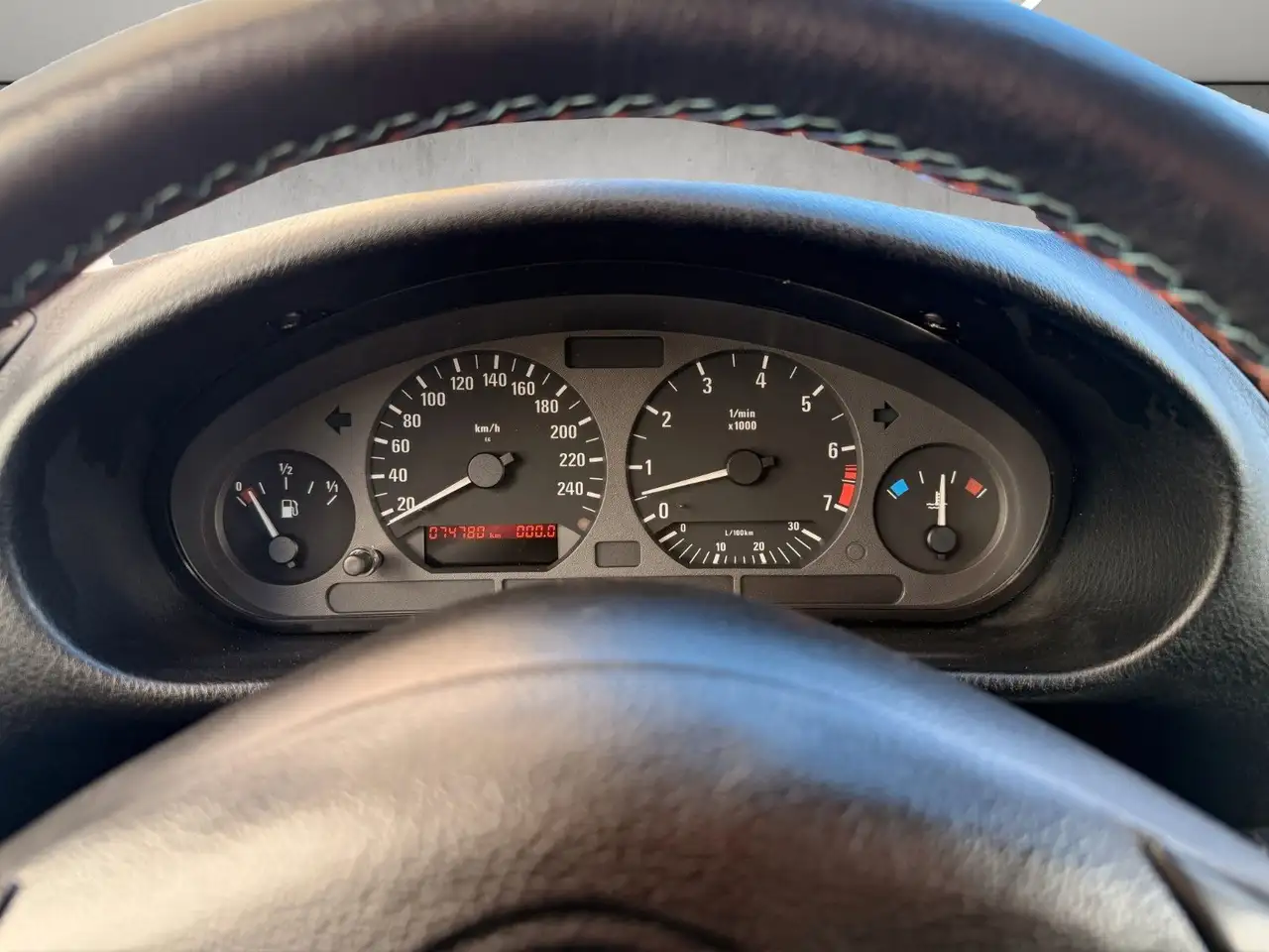 BMW 328 i M Paket*2.Hand*Schiebedach*Klimaautomatik*, foto 7