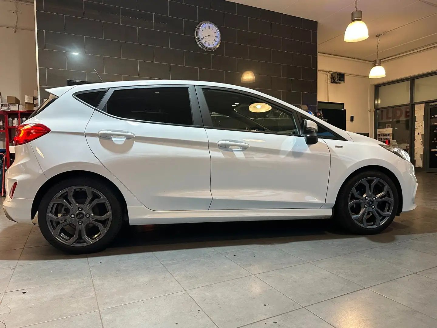 Ford Fiesta ST-Line X 2te HD Navi LED PDC Alu Weiß - 2