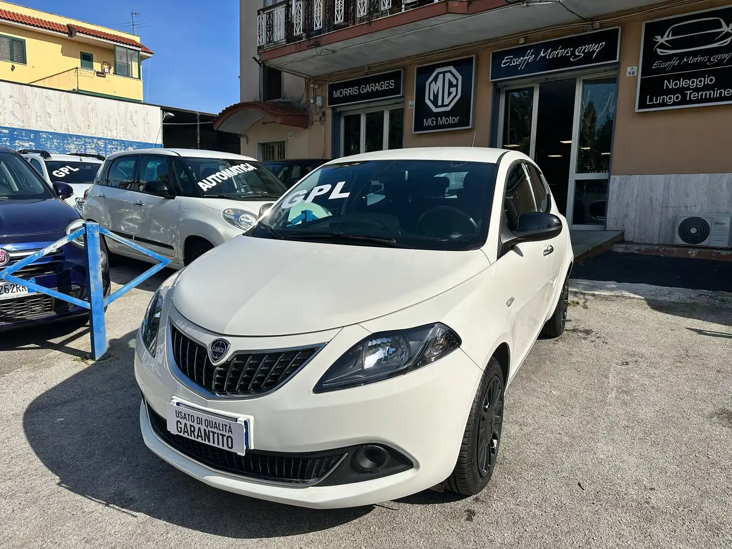 Lancia Ypsilon Ypsilon 1.2 Silver Gpl 69cv Bílá - 1