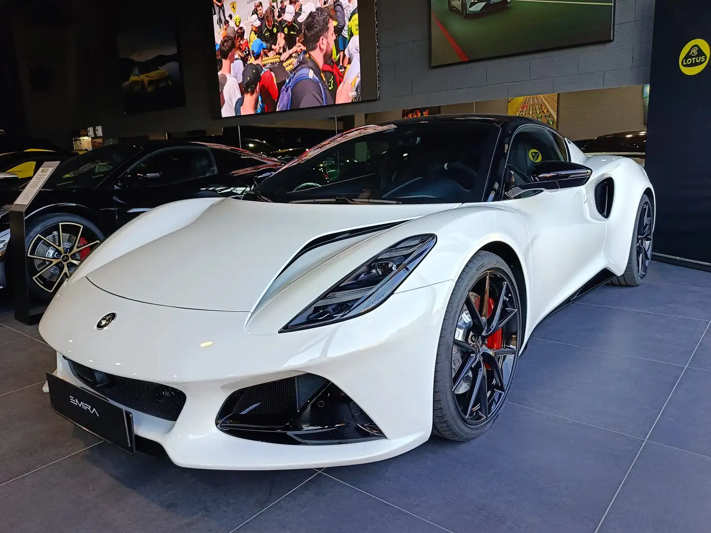 Lotus Emira Emira 2.0 turbo SE 406cv dct Weiß - 1